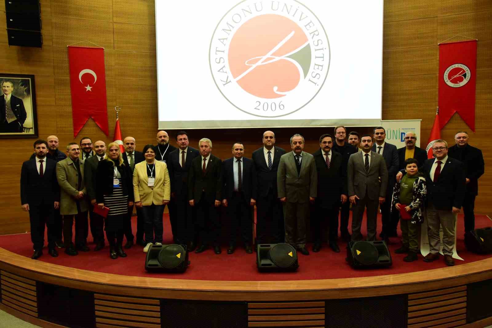 kastamonu il saglik muduru derdiyok izlSFn3s