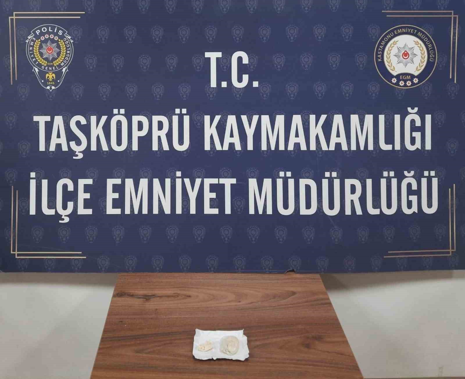 kastamonuda uyusturucu operasyonu 1 tutuklama pV6wYs8k