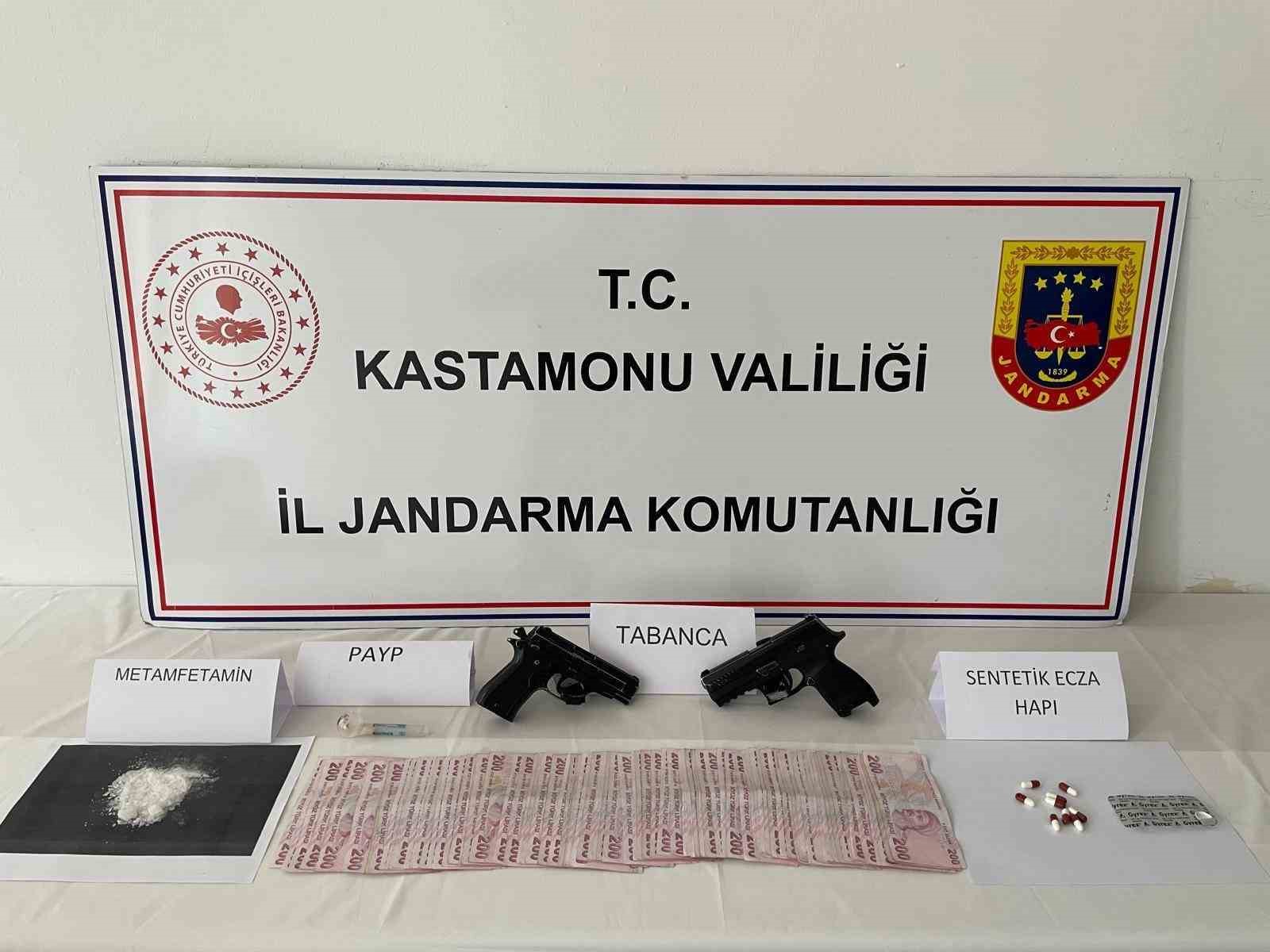 kastamonuda zehir tacirlerine gecit yok 2 gozalti ZznANRwY