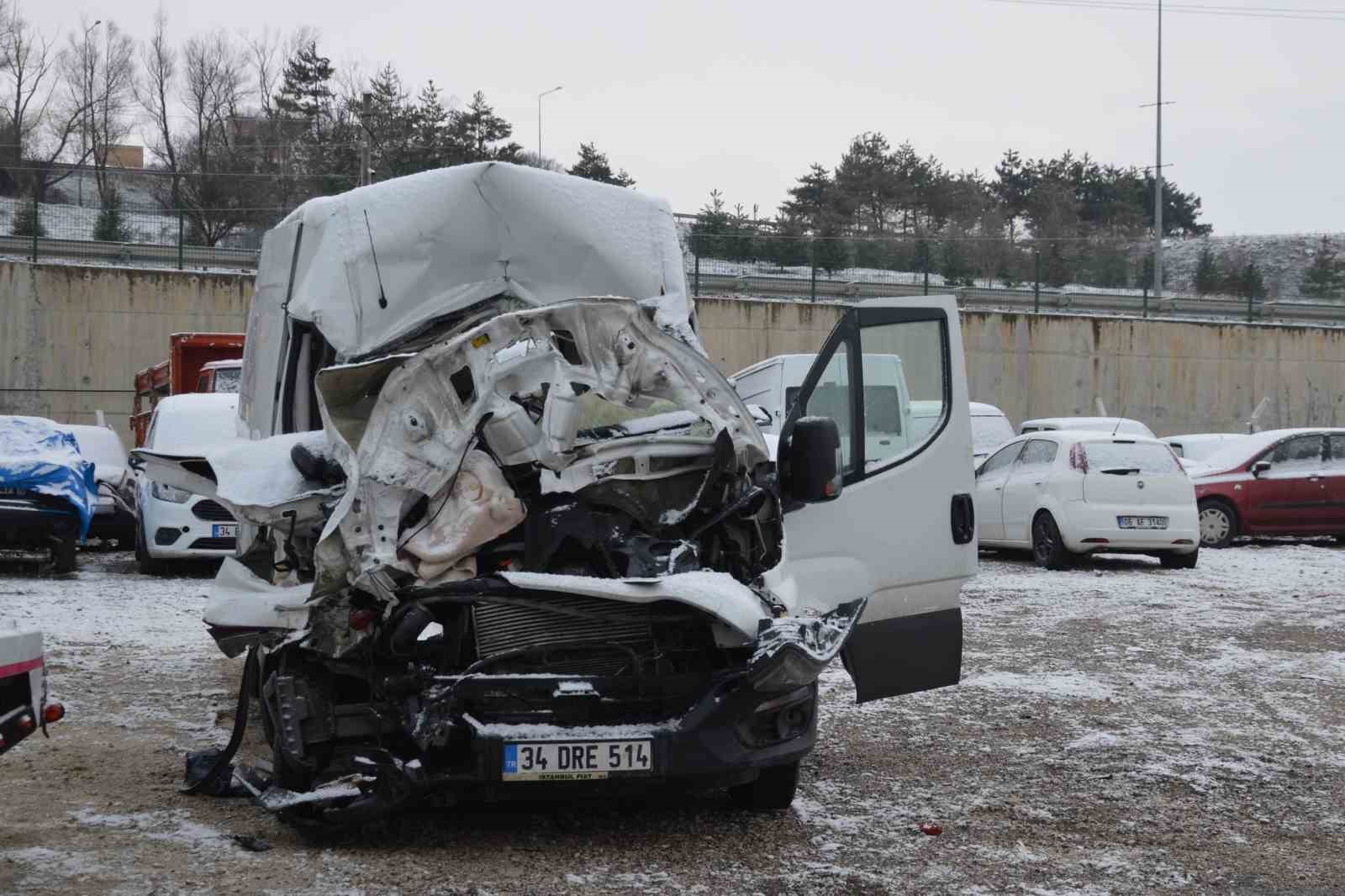 samsunda feci kaza anne kiz oldu baba ogul yarali d9RuRa96