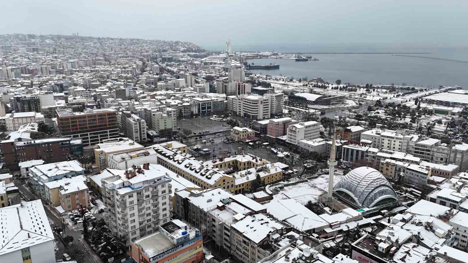 samsunda kartpostallik kar manzaralari havadan goruntulendi UO5HMiwv