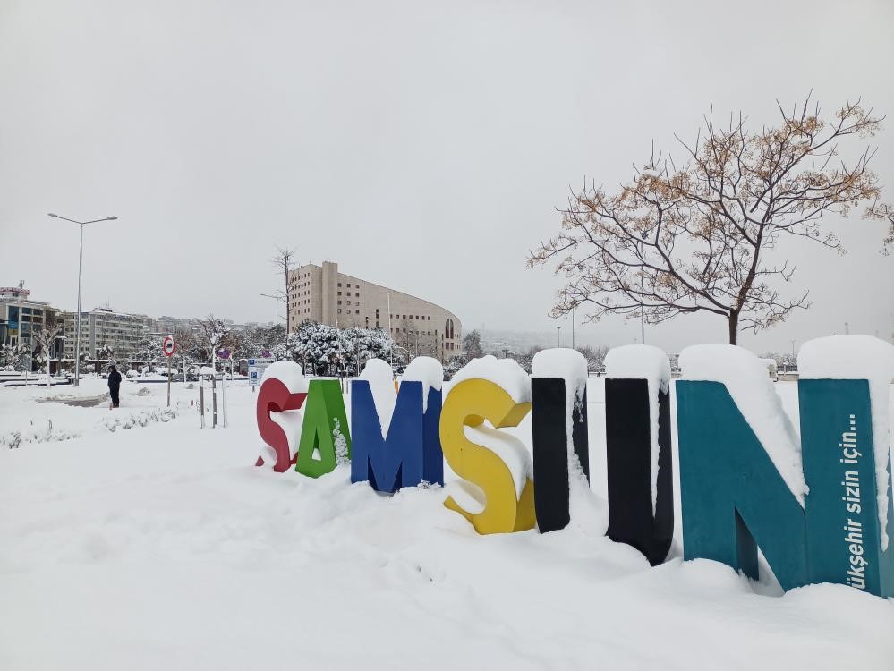 samsunda motokurye ve motosikletlerin trafige cikis kisitlamasi kaldirildi GKgZsPPH
