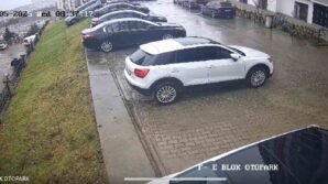 trabzonda sitedeki kaza ani guvenlik kamerasina yansidi UC1rJAwS