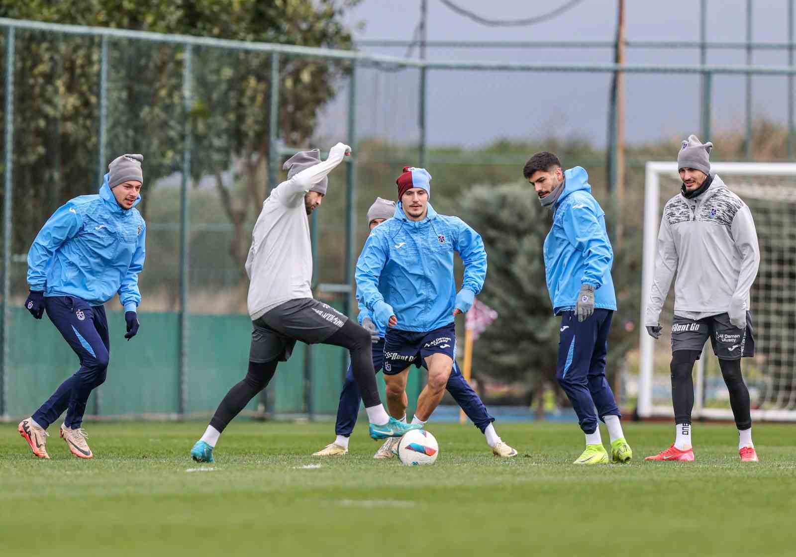 trabzonsporda ugurcan cakir surprizi t5EiEBJh