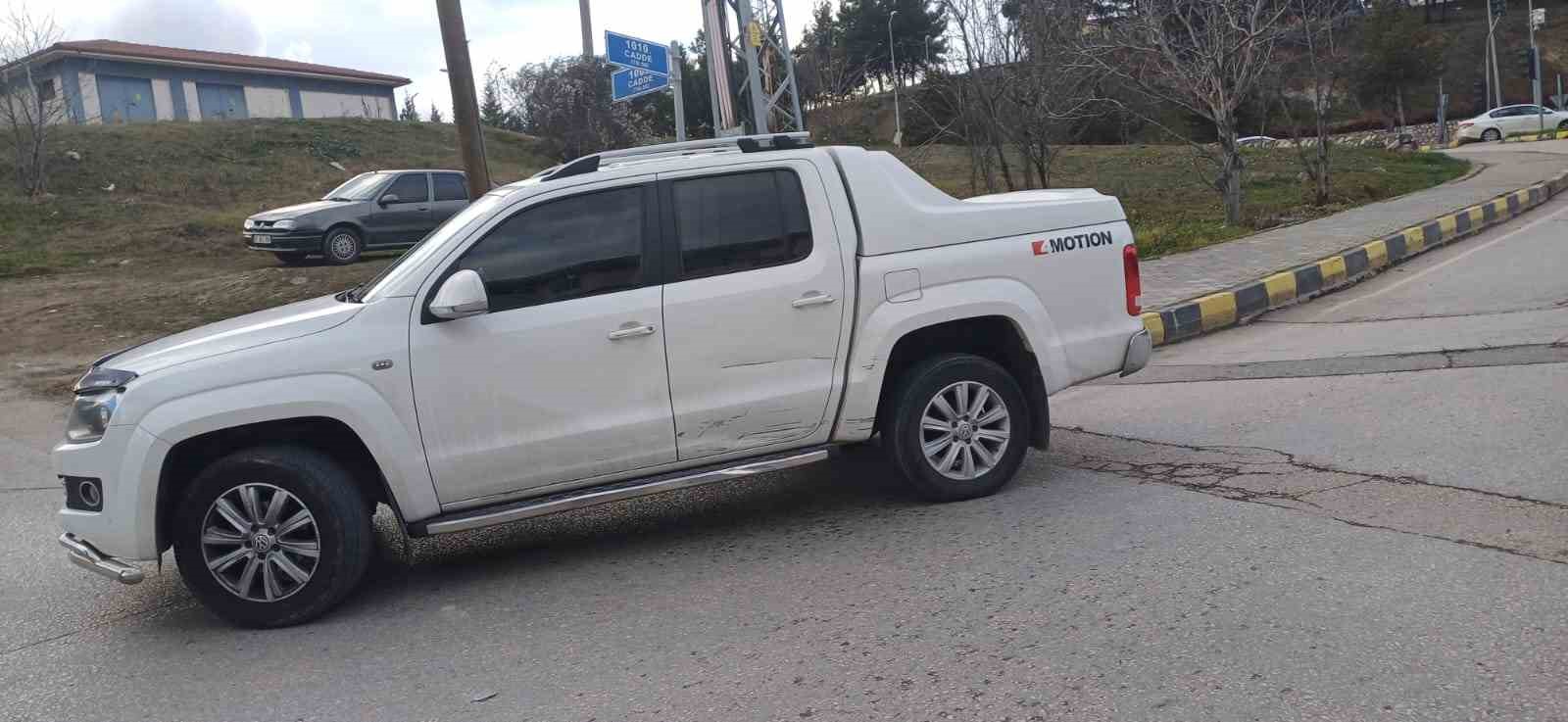 trafik kazalarinda 2 kisi yaralandi U2KdbEji