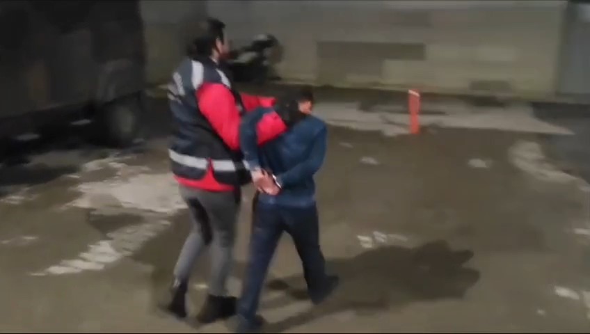 uyusturucu ticareti sucundan 125 yil hapis cezasi bulunan sahis yakalandi jsBmBmhh