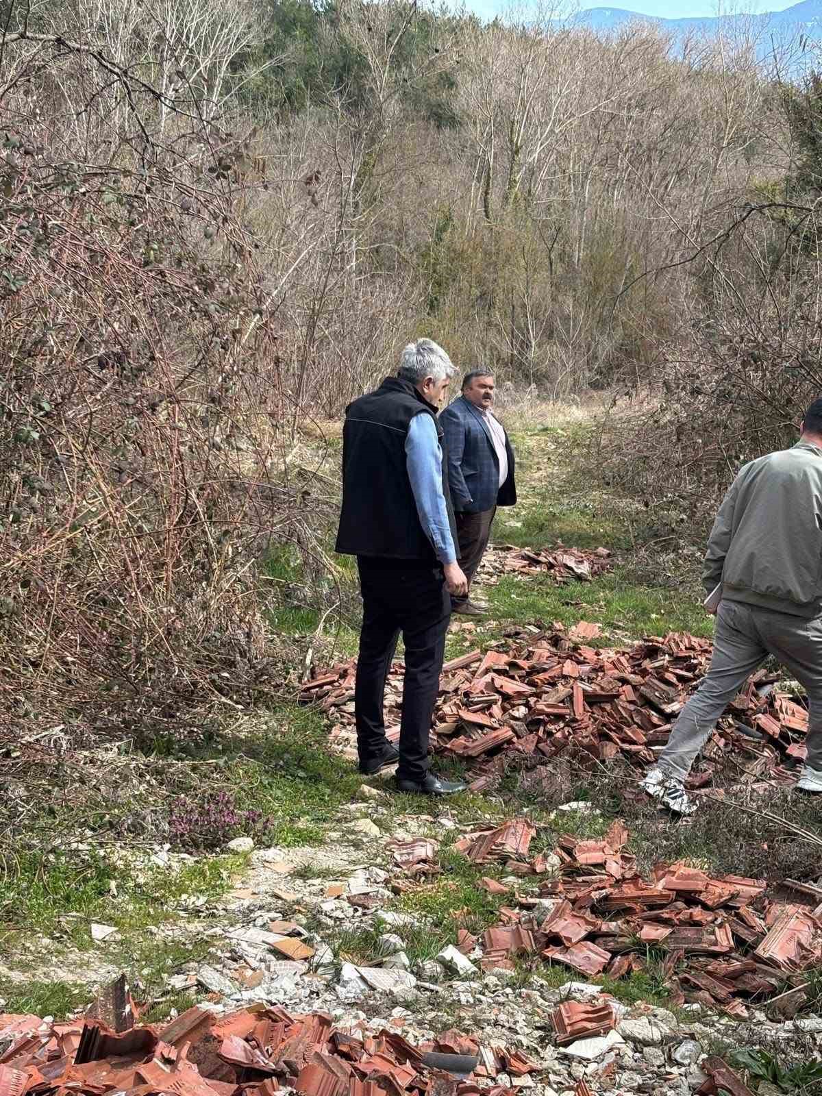 boluda 4 koyun icme suyu ve bozuk yol sikintisi giderilecek ePEeBUXE
