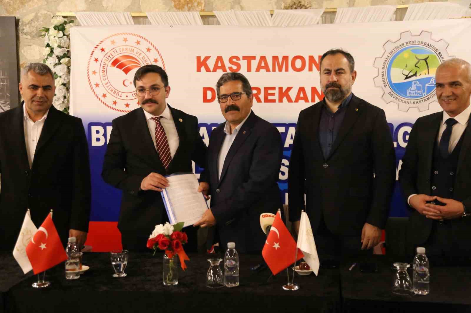 devrekani tarima dayali ihtisas besi organize sanayi bolgesi icin yatirimcilarla parsel tahsis sozlesmesi imzalandi 5qOYHSfd