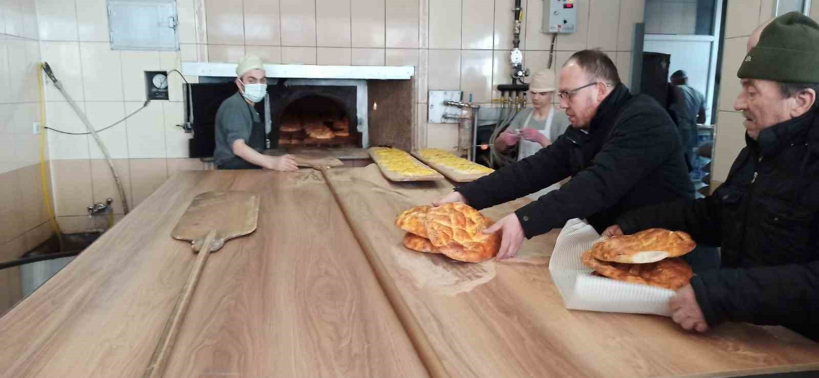 devrekte ramazan pidesinin yeni fiyatlari belli oldu S4AEujIp