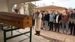 diploma almak icin gitti denizde bogularak can verdi 8wXPjV6b