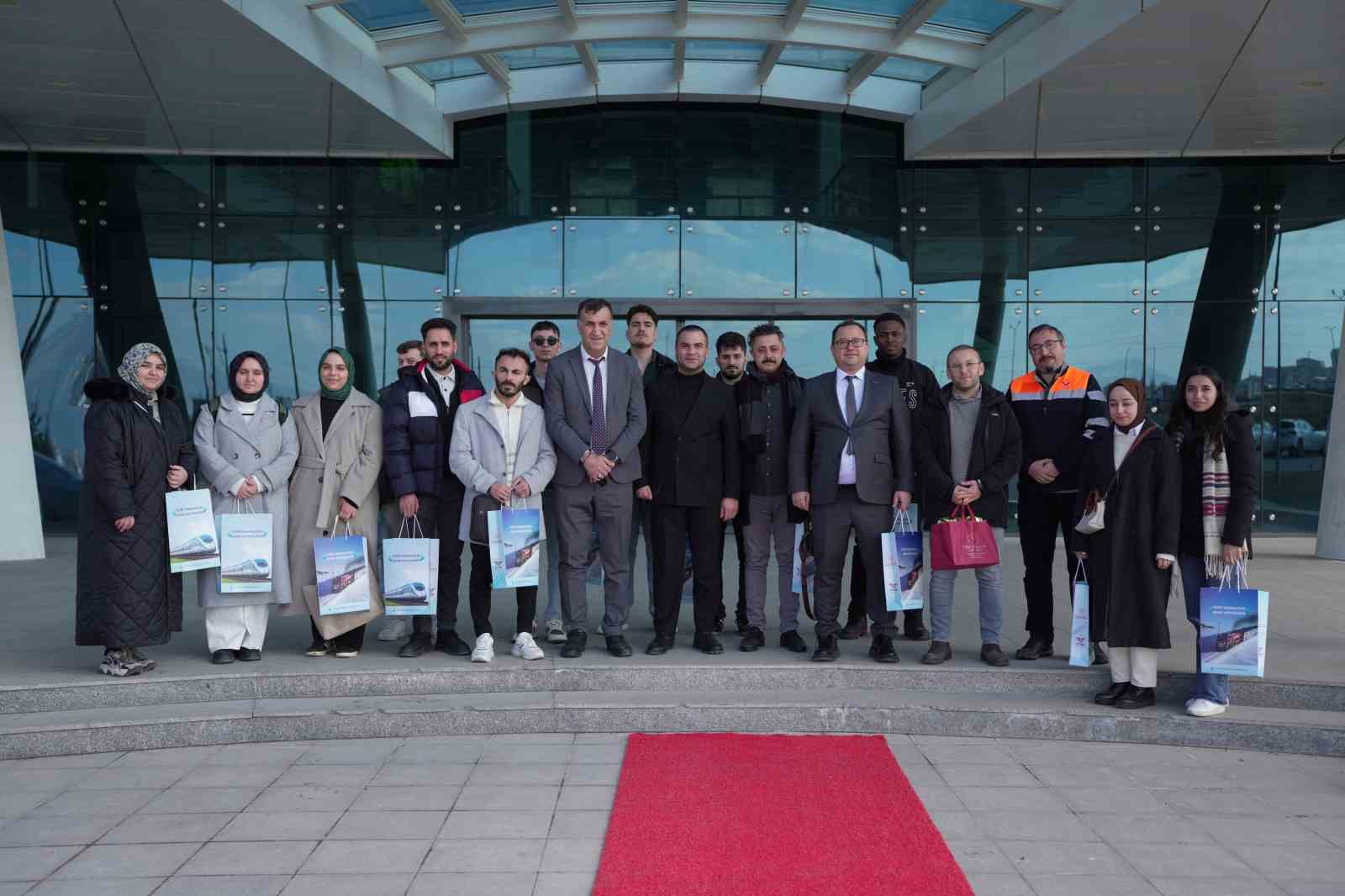 gencler kardemir ve tcdd tasimacilik asyi gezdi dHiBysNA