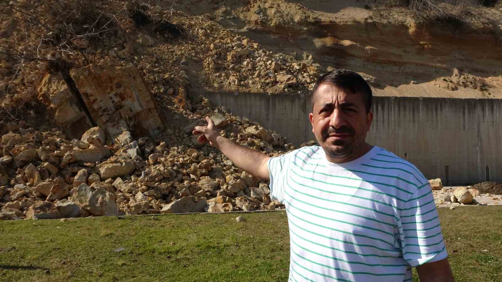 heyelandan saniyeler ile kurtulan vatandas burada her yil 1 2 kere ayni olay oluyor jcM2Wjud