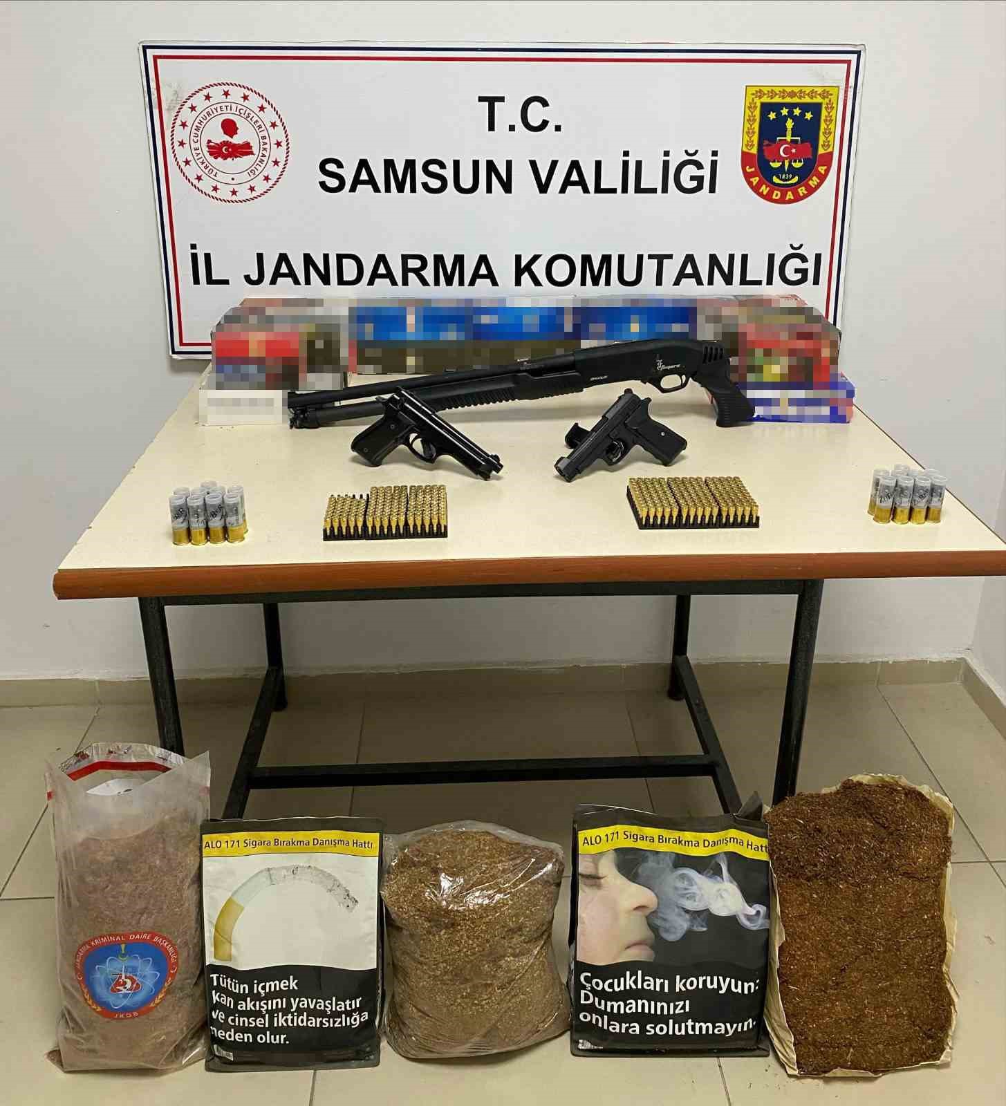 jandarma kacak silah ve tutun urunleri ele gecirdi p8fLuqHS
