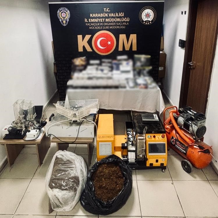 karabukte 20 kilogram tutun ile 12 bin 300 adet makaron ele gecirildi 2ubzZIZj