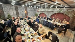 karadeniz ereglide bekciler ve amirleri iftar yemeginde bulustu elBDHE8r