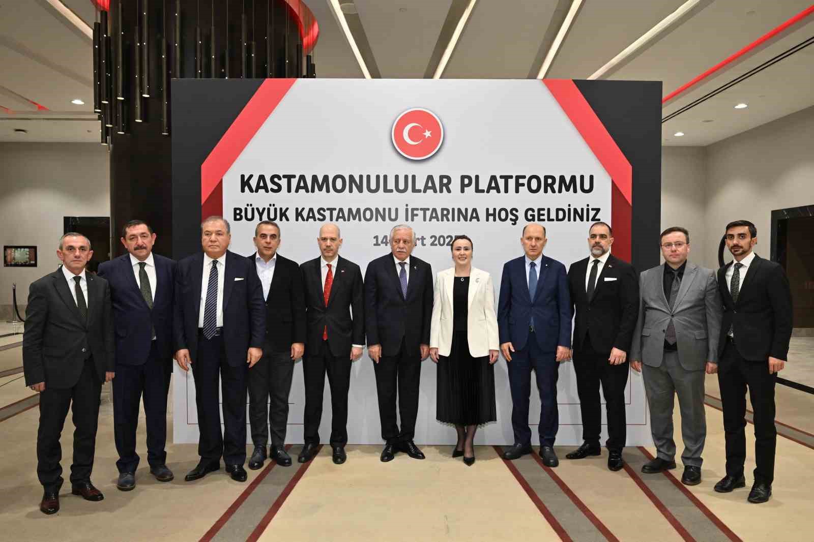 kastamonulular istanbuldaki iftar sofrasinda bulustu AKenQMg3