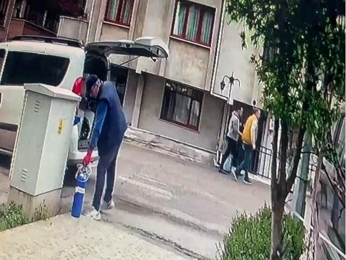 koah hastasina ait oksijen tupunu hurdaci almis 3kX53J1U