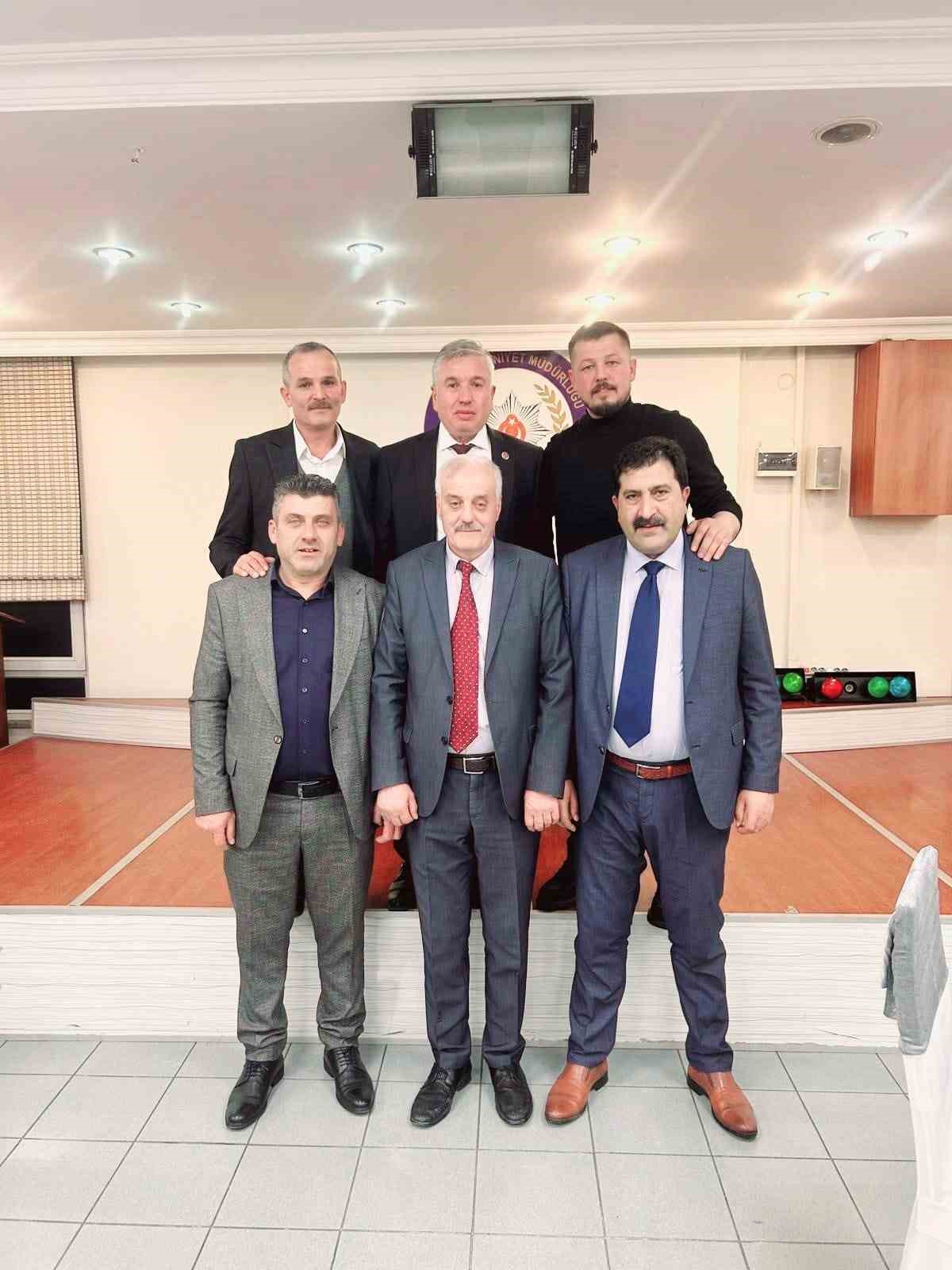 koy muhtarlari derneginin yeni baskani doganci oldu SI82RdLh