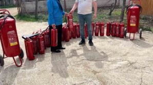 muhtar koylulere yangin tupu dagitti hIyMcBpB