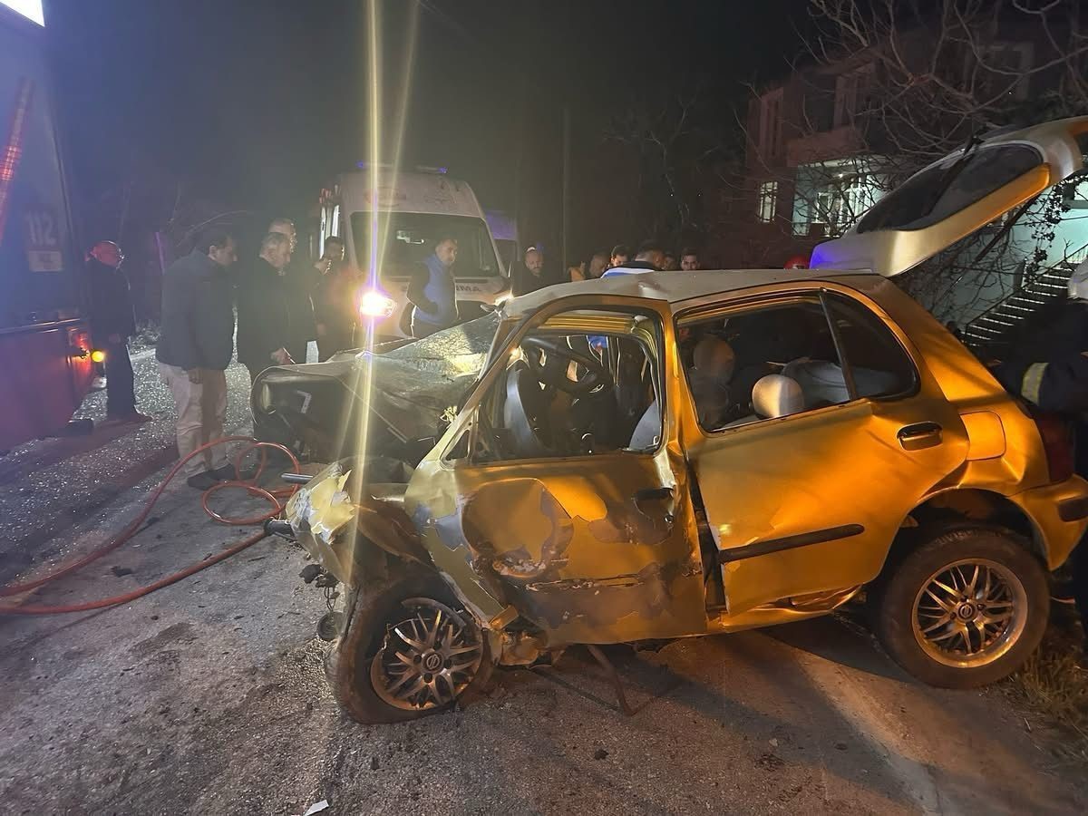 orduda 2 otomobil kafa kafaya carpisti 1 olu 1 yarali d1VbztZ6