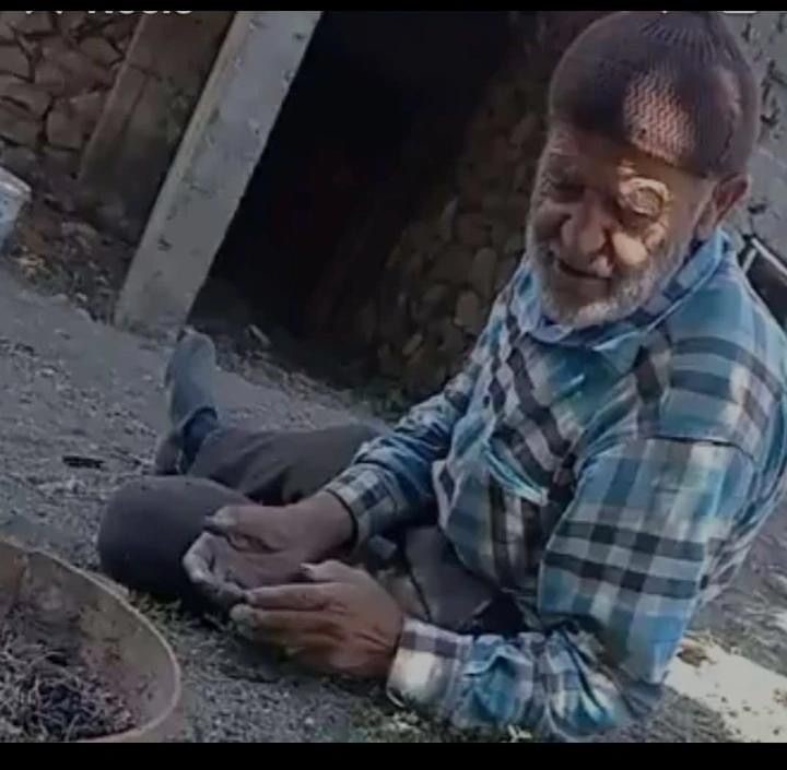 otlari temizlemek isterken yanarak can verdi Pk4UM2WS