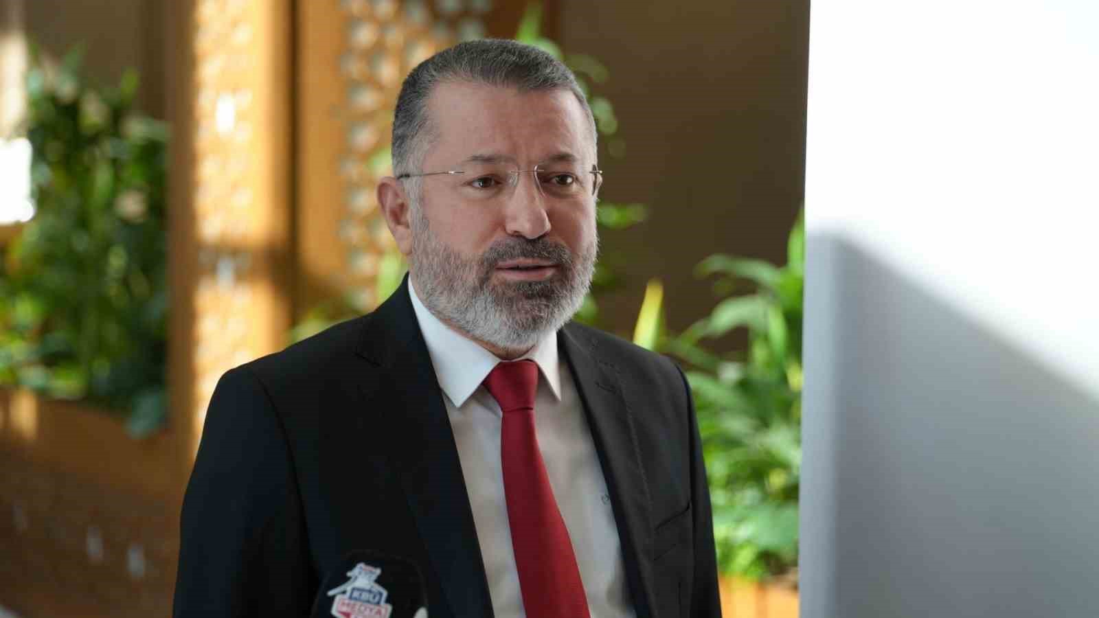 rektor kirisik kasem yeni sistemi ile dunya capinda egitim verecek