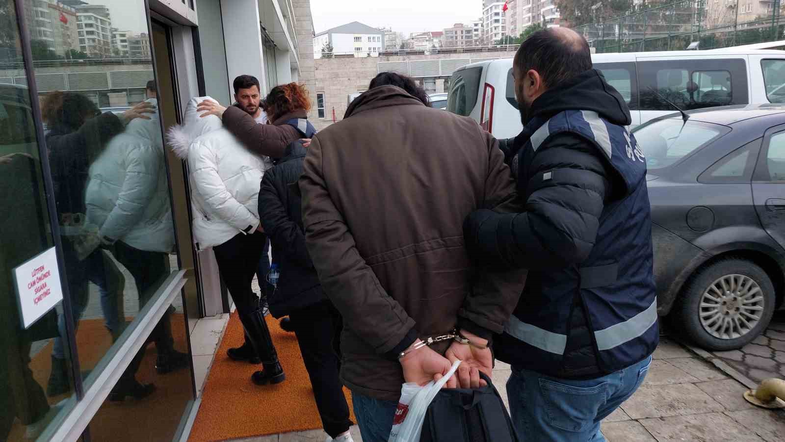 saglik kurulu raporu operasyonunda doktor ve organizatore ev hapsi OdshNl1h