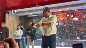 tanju ozcan dava arkadasimizi da hicbir zaman yalniz birakmayiz 7GU9amdl