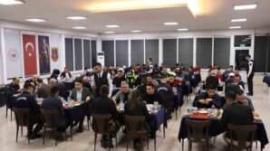 vali hacibektasoglu jandarma personeliyle iftar programinda bulustu alWQL25T
