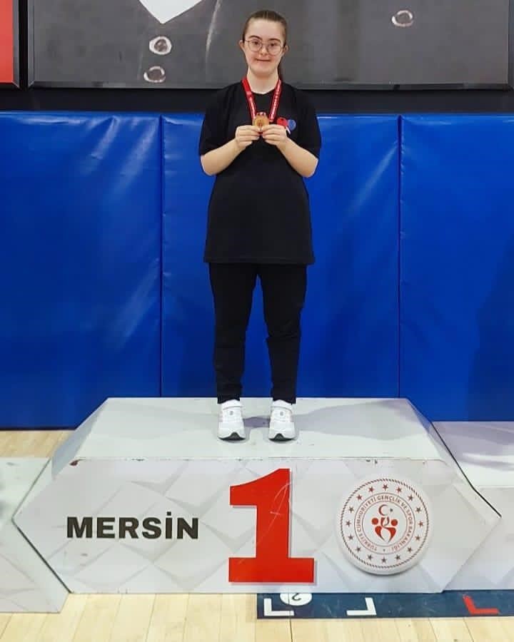zeynep tuncaydan turkiye sampiyonlugu S1jiTOgI