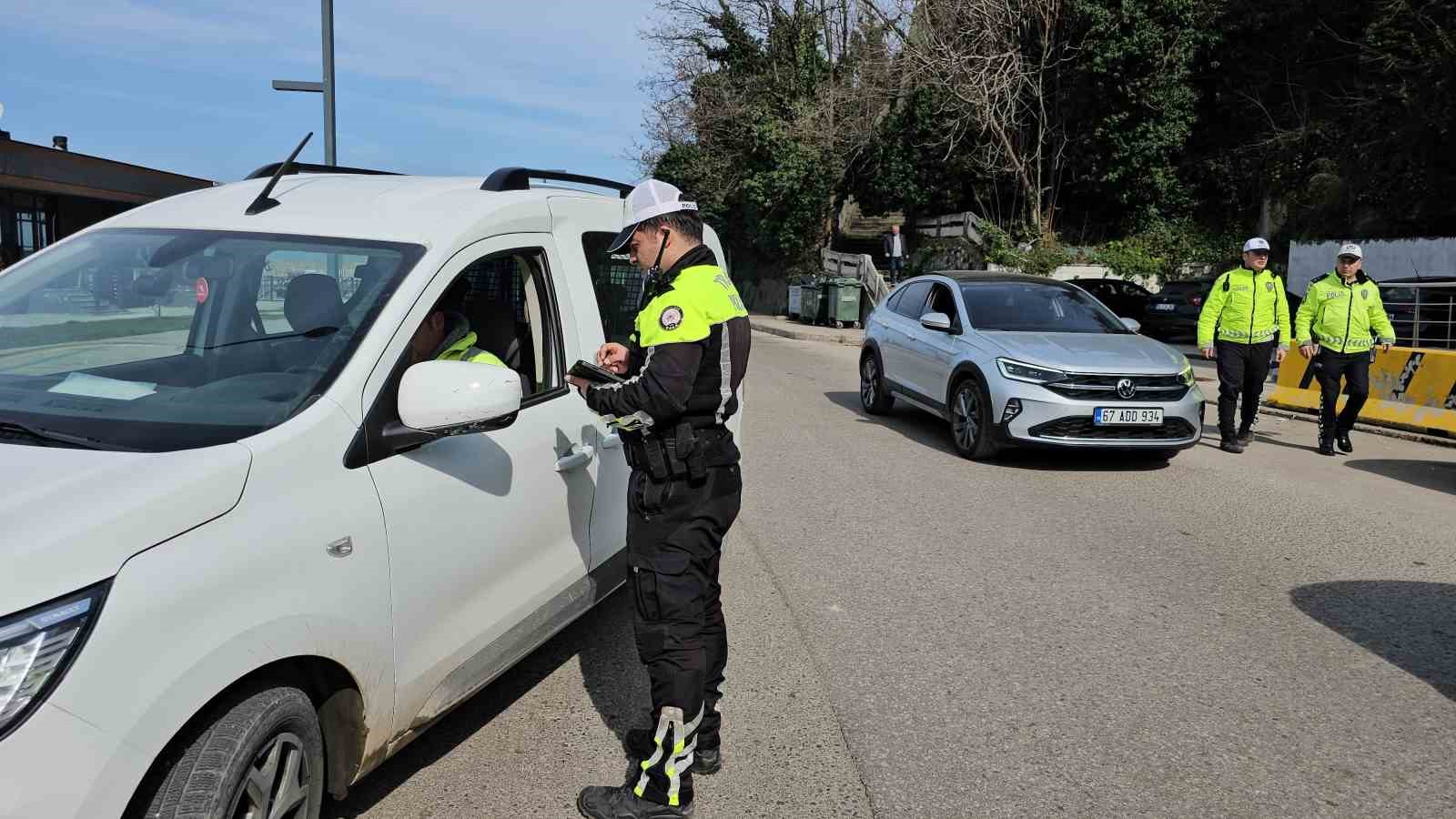 zonguldakta trafik denetimleri 7ImI8gQL