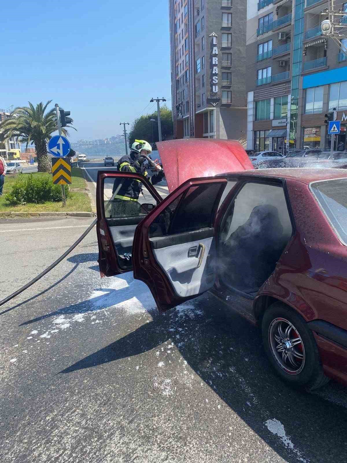arac yangini ekipleri harekete gecirdi