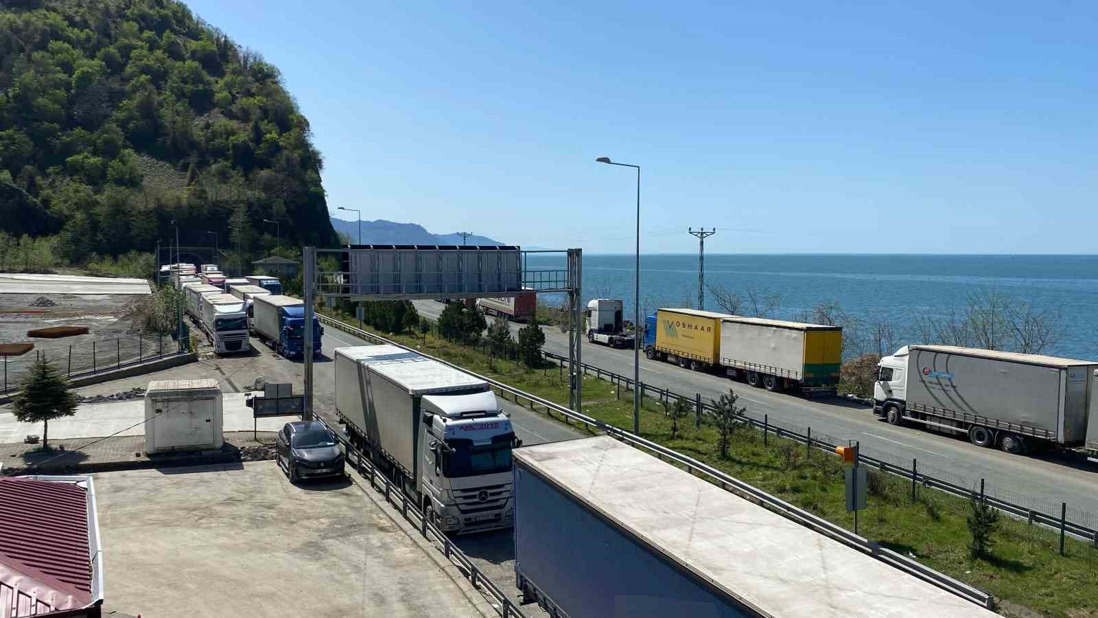 artvinde tircilar bayrami sirada gecirdi pulJIh8w