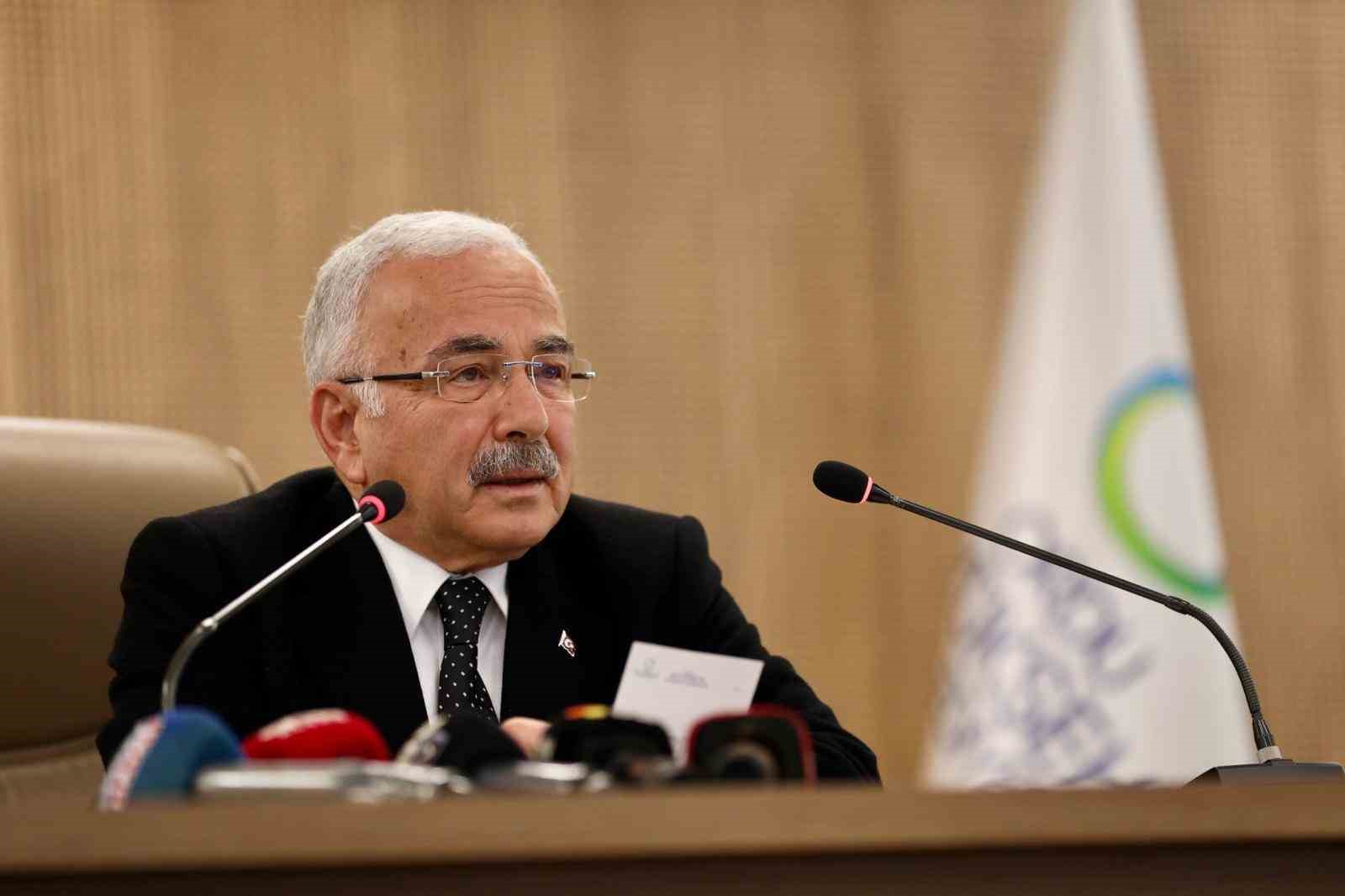 baskan gulerden ozgur ozele sert tepki 6e26lYjt