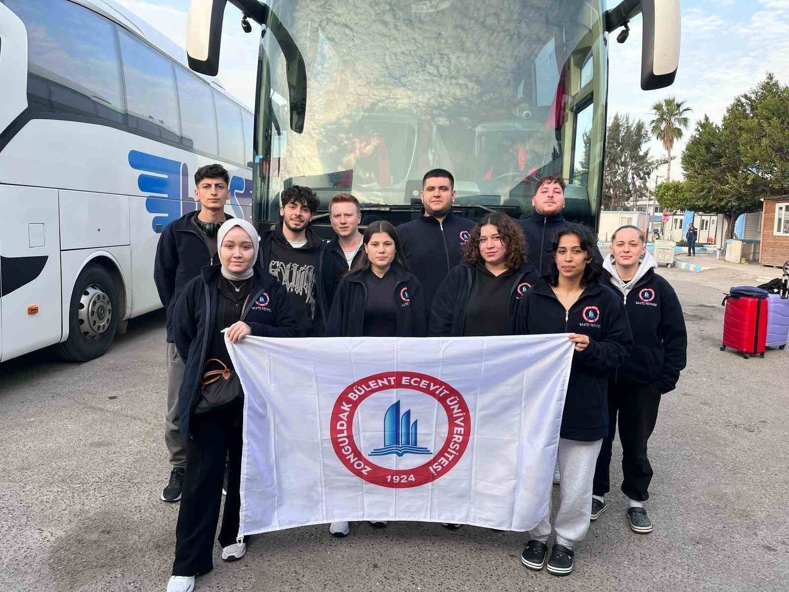 beun ascilik programi ogrencileri gonul sofrasi kurdu L4Bz4ZNf