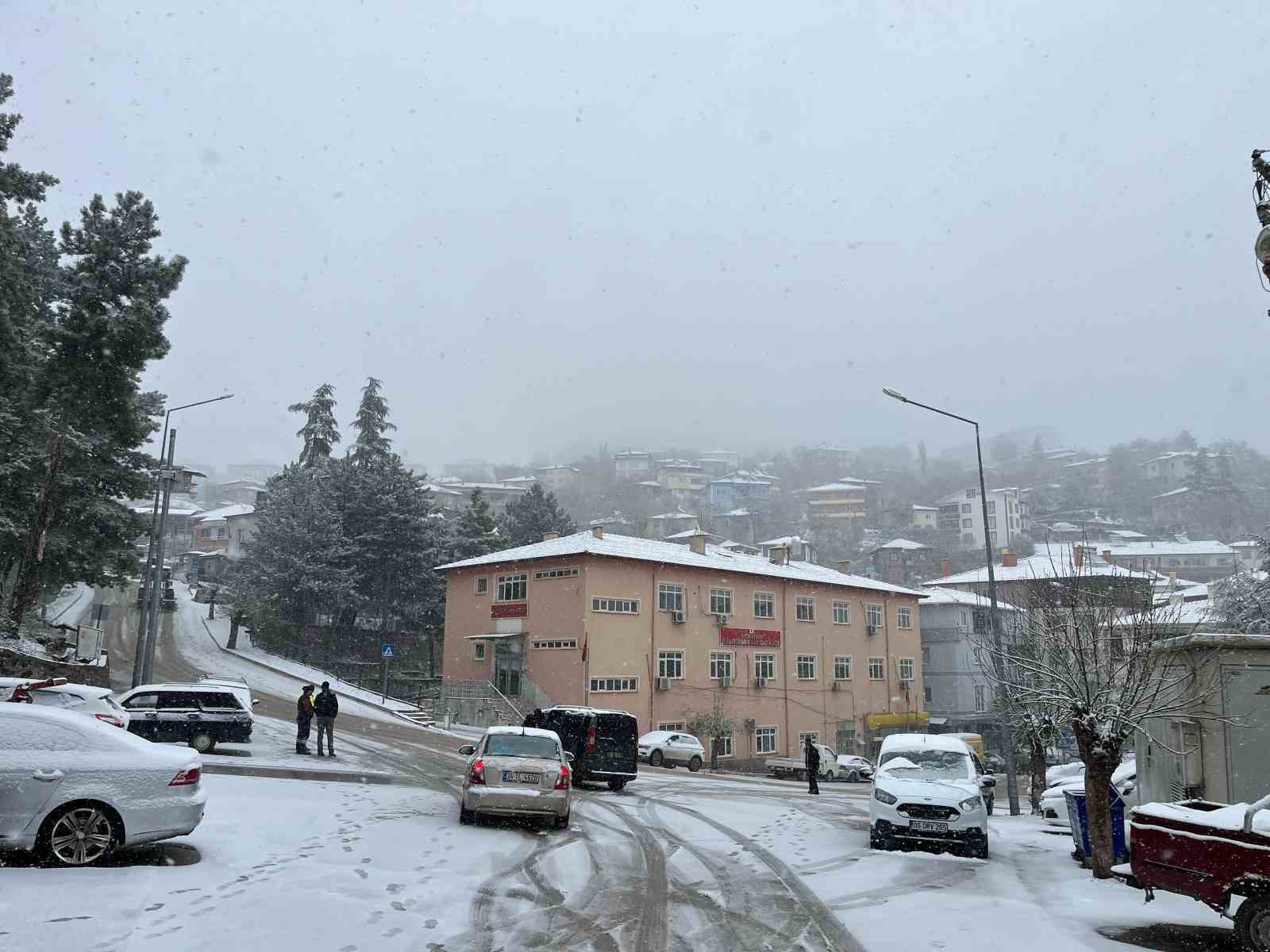 corumda kar yagisi etkili oluyor cC3Bk9Ez