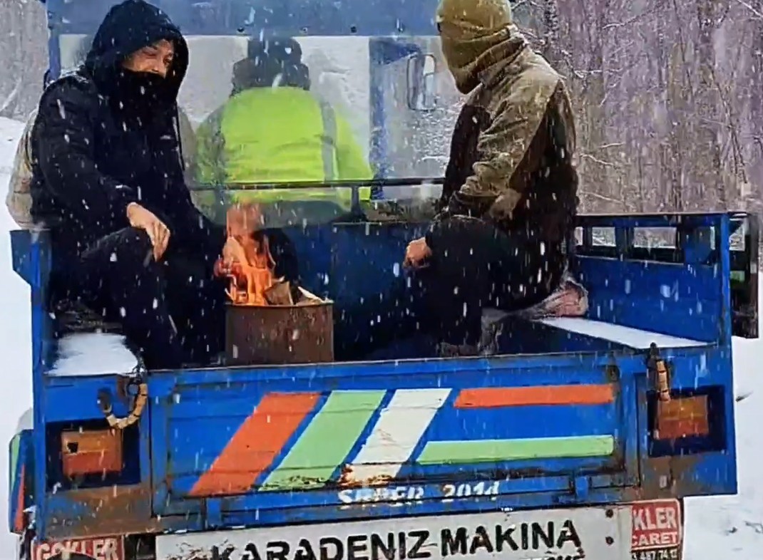 erbaada soguk havalara karsi ilginc cozum rQaqy8Vc