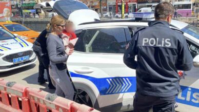 evinde cesedi bulunan hamile kadinin kocasi sehir meydaninda yururken yakalandi znb16fkX
