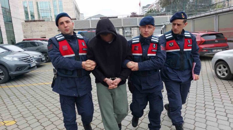 evinde uyusturucu ele gecen genc tutuklandi lllB4DHc