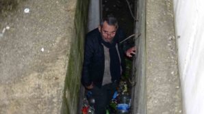 iki duvar arasina sikisan yasli adam kurtarildi IbEb2nPI