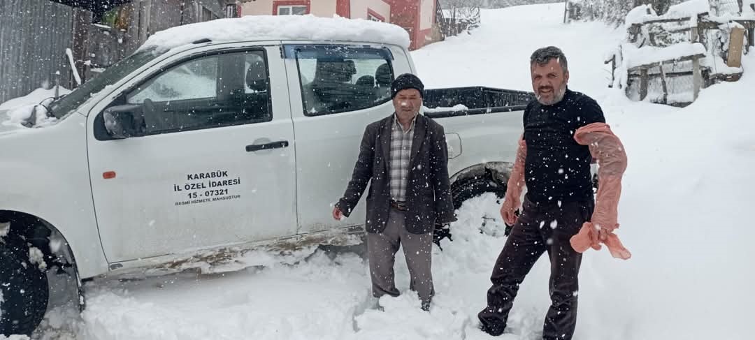 kapali koy yollarini acmak icin ekipler seferber oldu Z1hwwL3J