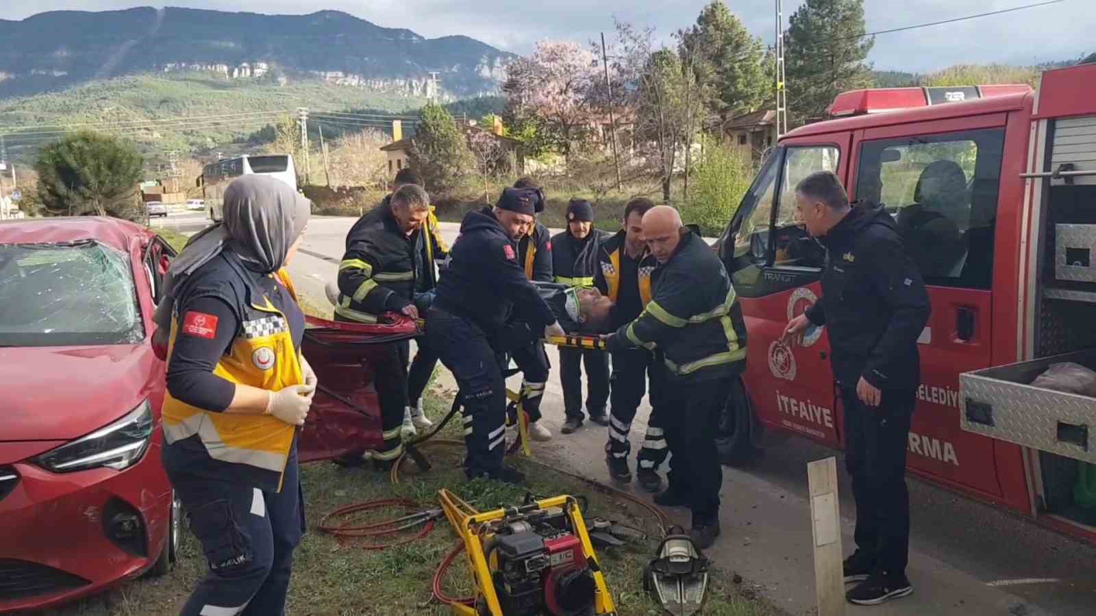 karabukteki trafik kazasinda olenlerin sayisi 4e yukseldi