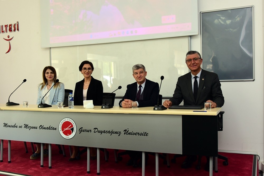 kastamonu universitesinde turizm konusuldu 2JBM684S