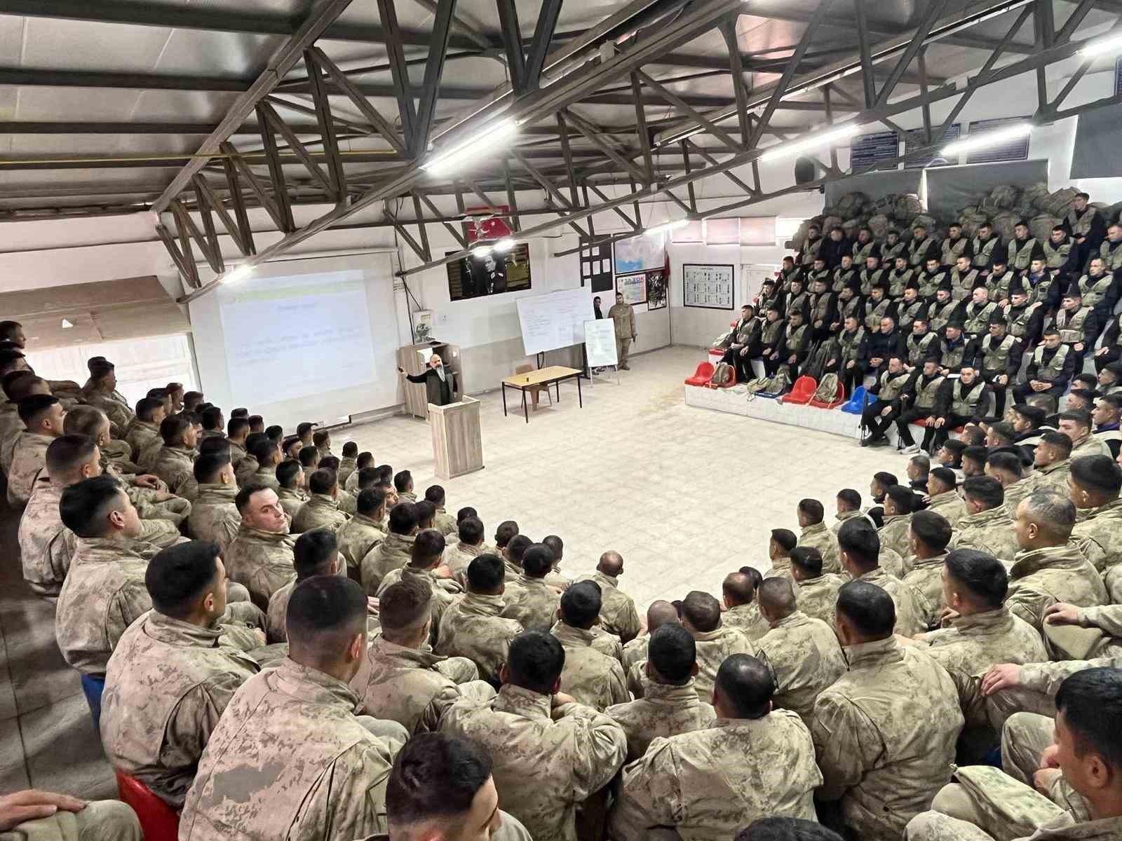 komandolara yanginla mucadele egitimi verildi FZCA2qPj