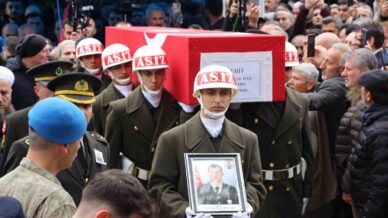 kuzey irakta dron saldirisi sonrasi sehit olan uzman onbasi berat mecit daya son gorev ypTXFqsL