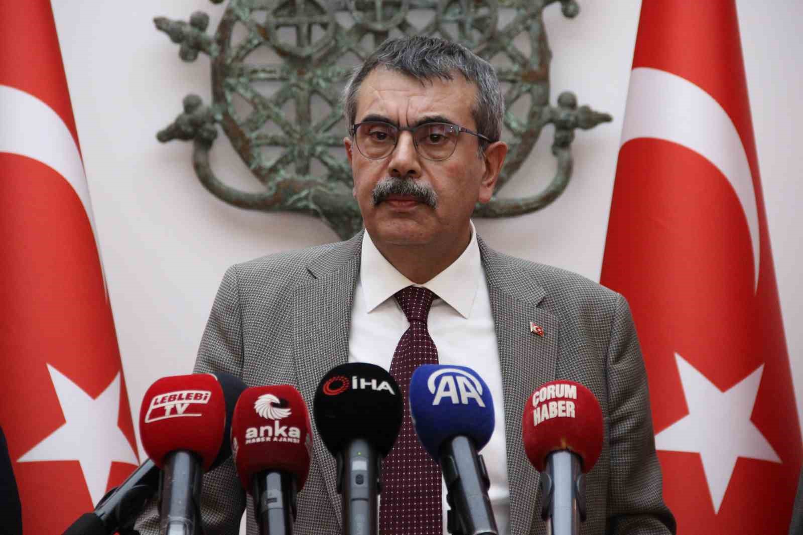 milli egitim bakani yusuf tekin turkiye genelinde derslik basina dusen ogrenci sayisi 20li rakamlarda nPdWXUvq