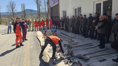 mudurnuda orman yanginina karsi tatbikatli egitim wyR3Avbe