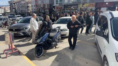 otomobil ile motosiklet carpisti 2 yarali IwXkP3xV