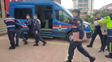 piyasaya surecekleri sentetik ecza haplarla yakalanan 2 sahis tutuklandi 693XiNCi