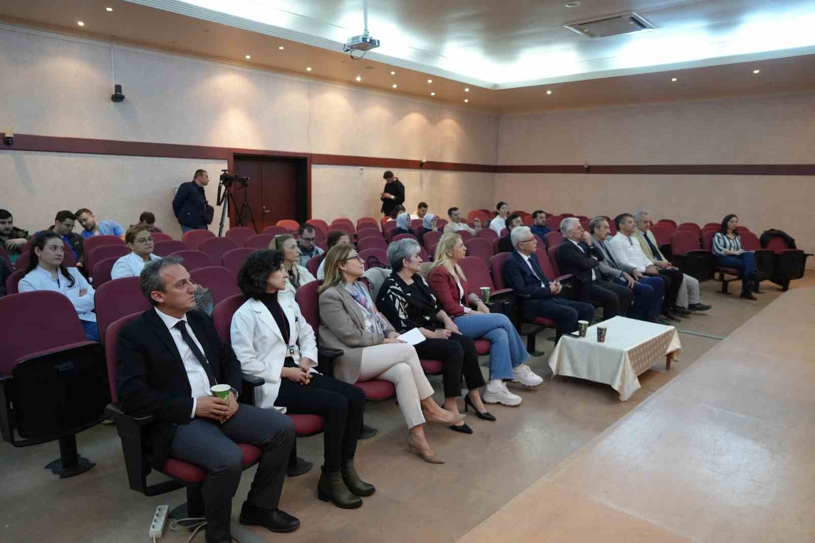 profesorler agri pilinde umut tacirligi yapanlara karsi uyardi felclileri yurutuyoruz kosturuyoruz gibi durumlar soz DdjHsLn4